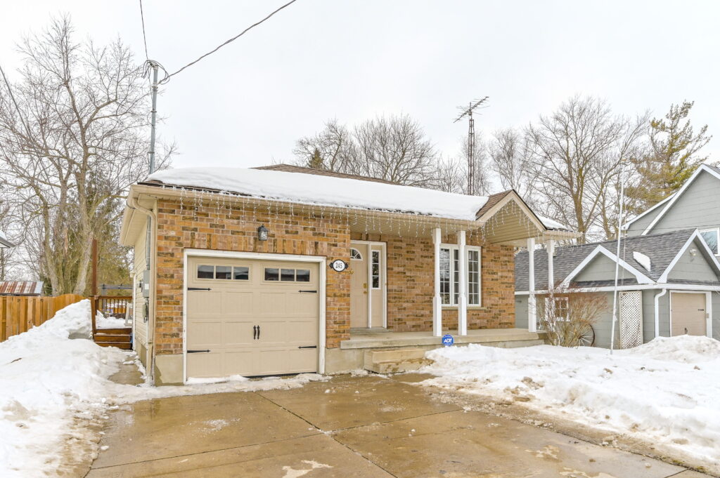 003originalphoto Red Brick Real Estate Brokerage