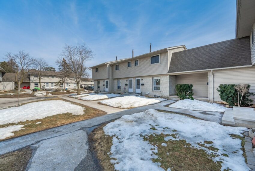 003-3-700 Paisley Rd_Guelph-3_m