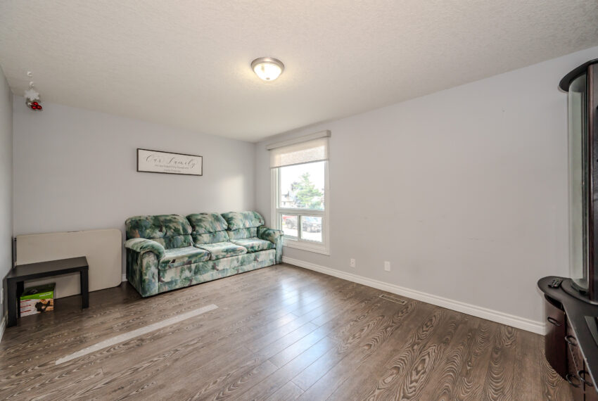 006-73-700 Paisley Rd_Guelph-6