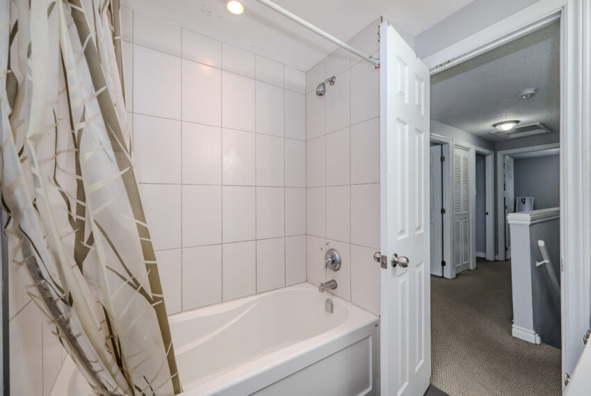 024-73-700 Paisley Rd_Guelph-24