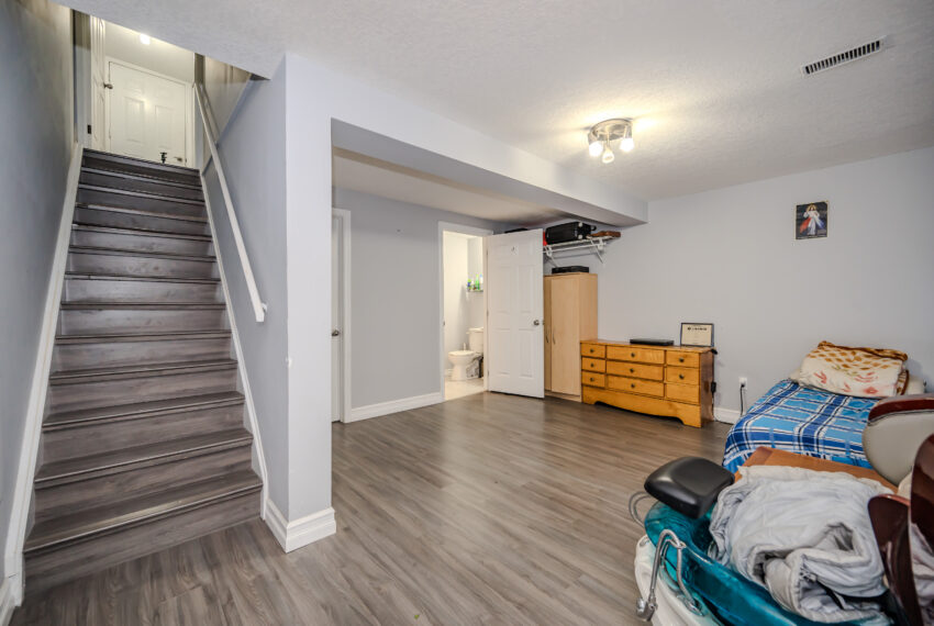 025-73-700 Paisley Rd_Guelph-25