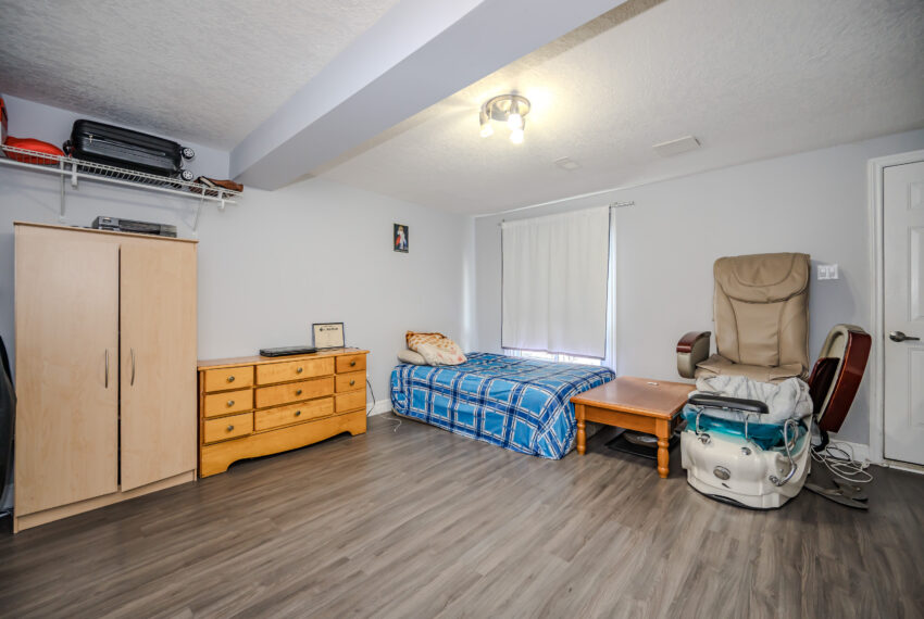 026-73-700 Paisley Rd_Guelph-26