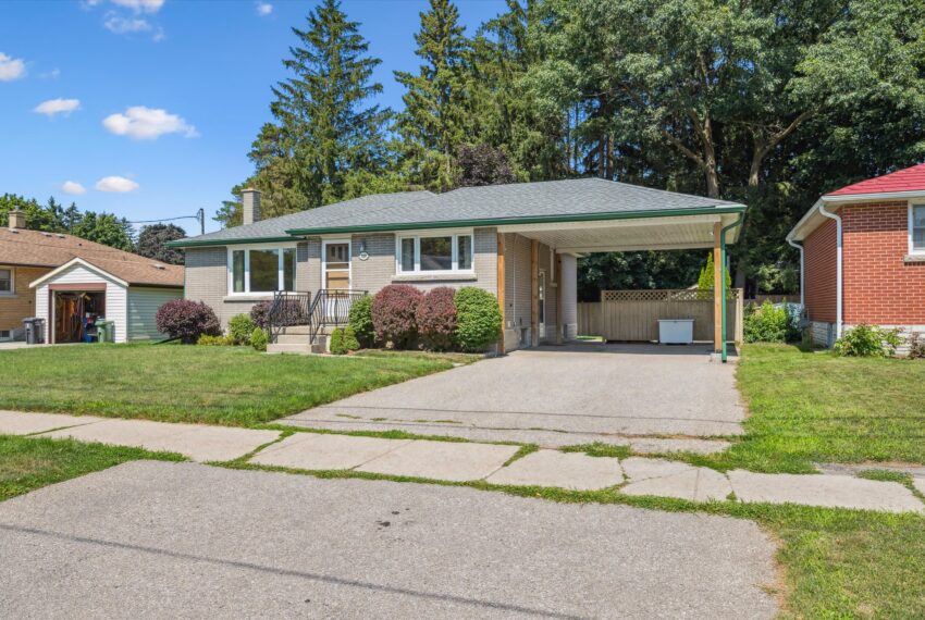 04-Speedvale Ave E 004