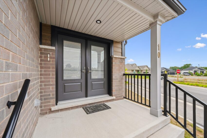04-Bridge Cres Unit 10 004