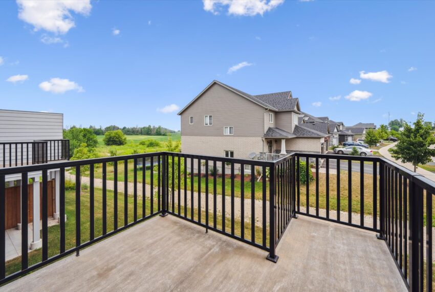 33-Bridge Cres Unit 10 033