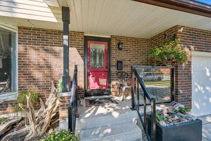 05-Westbury Crescent 005