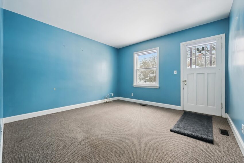 06-Stevenson St N 006