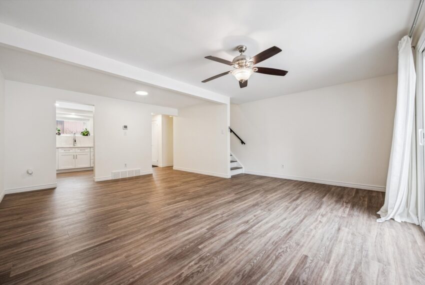 09-Willow Rd unit 61 009