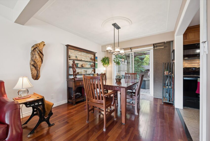 11-Westbury Crescent 011