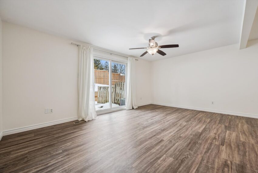 11-Willow Rd unit 61 011