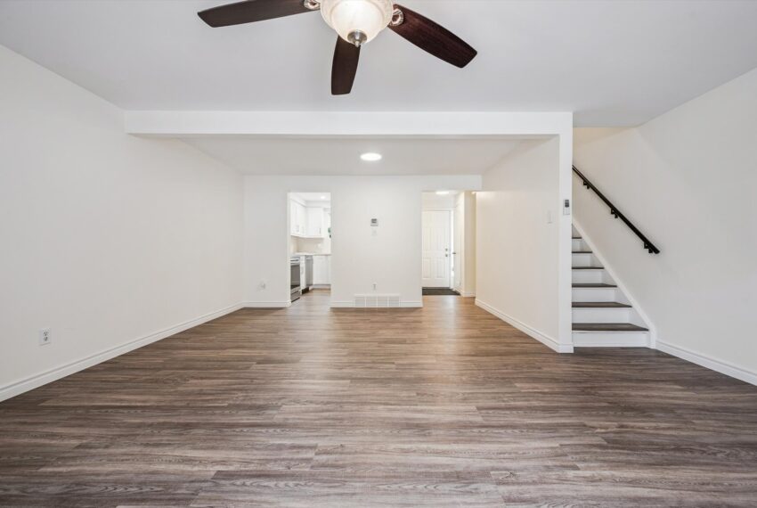 12-Willow Rd unit 61 012