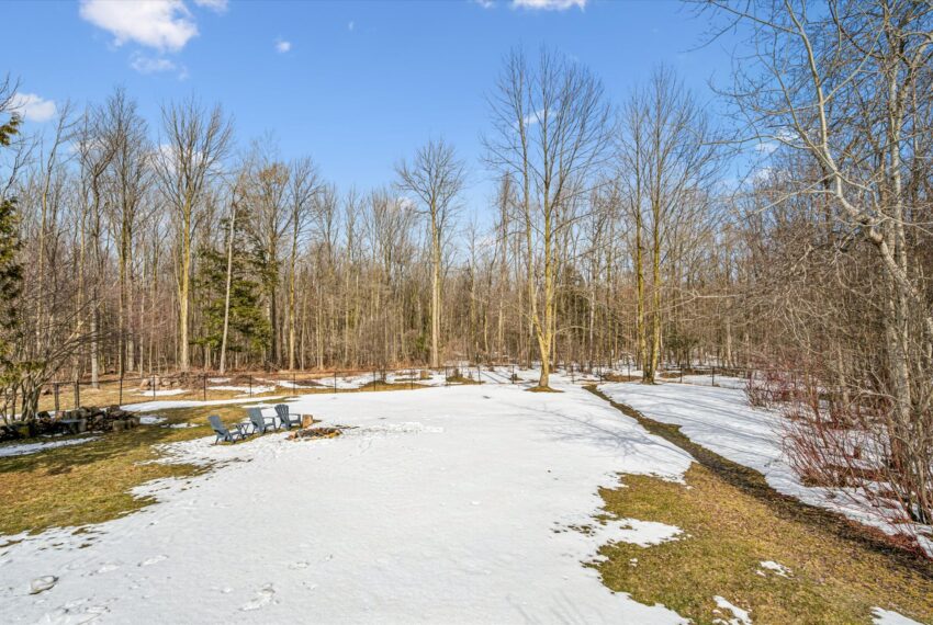 51-Jones Baseline 044