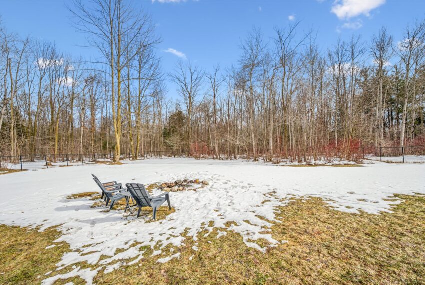 52-Jones Baseline 045