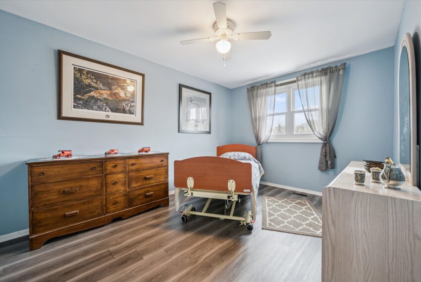 17-Shadeland Crescent 017