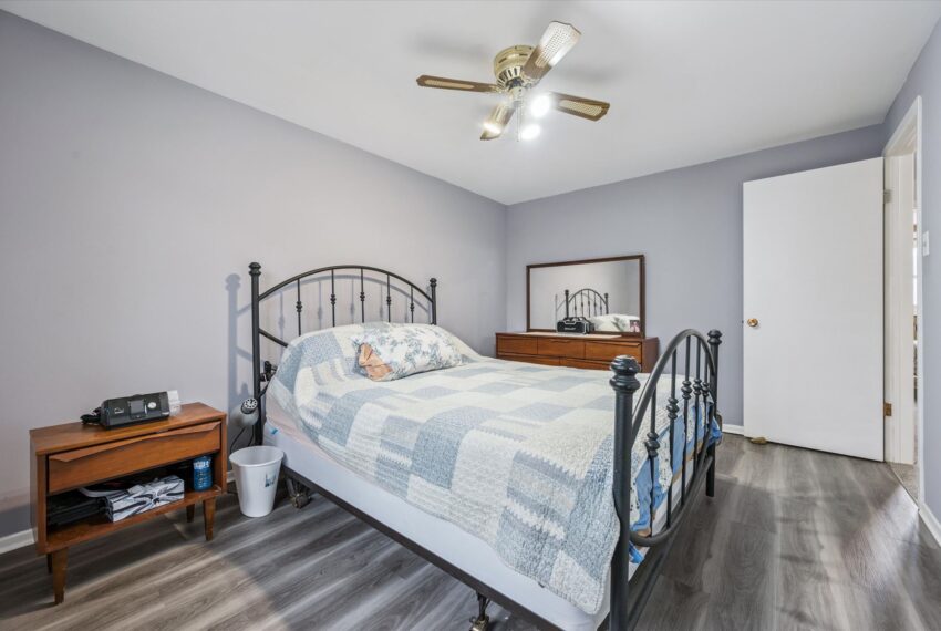 21-Shadeland Crescent 021