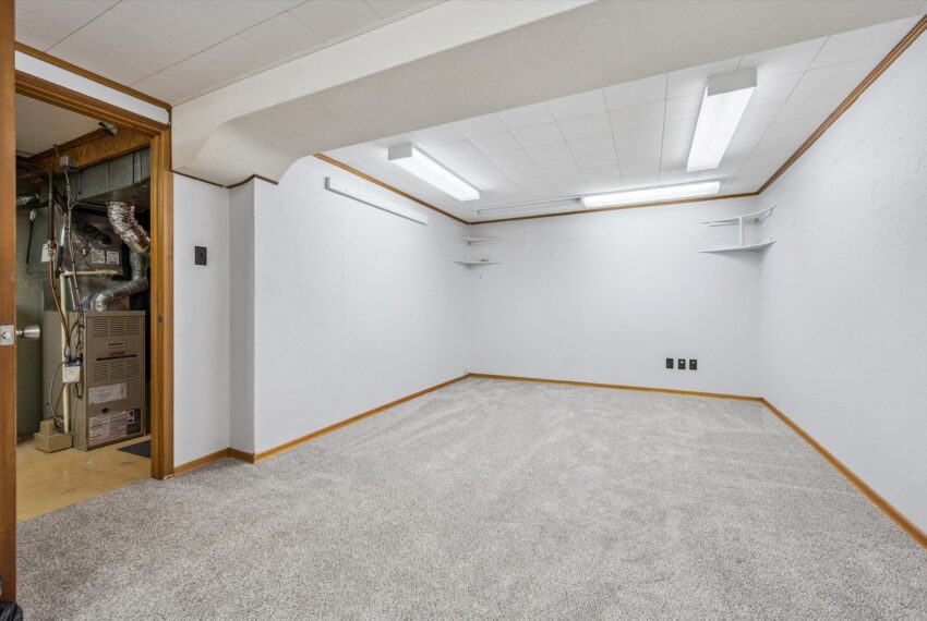 23-Shadeland Crescent 023