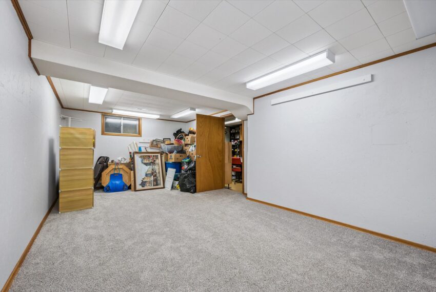 25-Shadeland Crescent 025