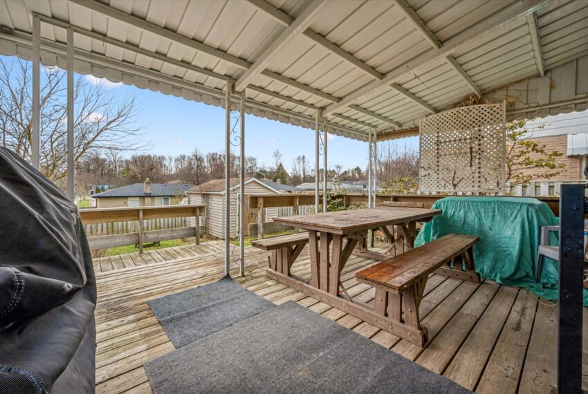 30-Shadeland Crescent 030