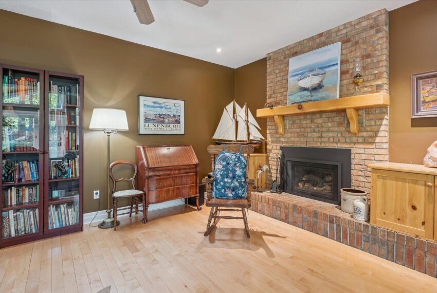 14-S Muskoka Dr 014