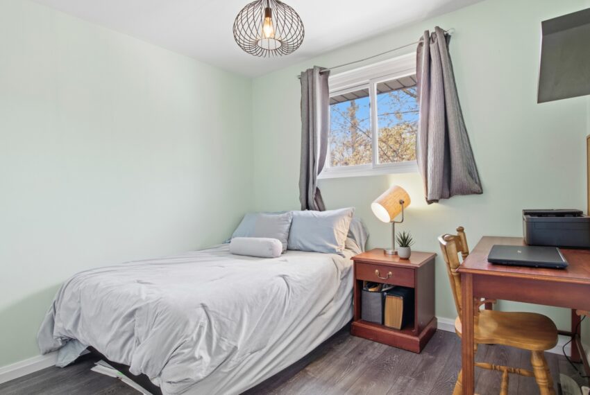23_51 clemens ave - 23