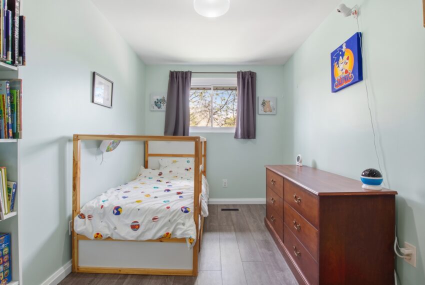 25_51 clemens ave - 25
