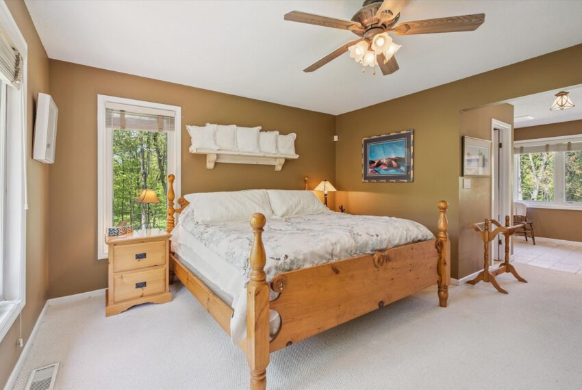 27-S Muskoka Dr 027