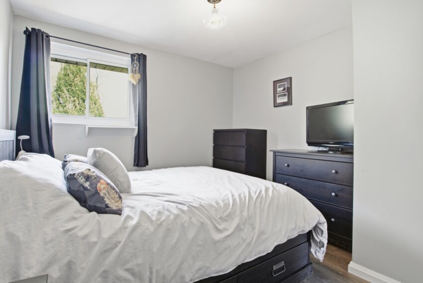 29_51 clemens ave - 29