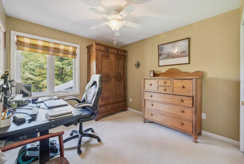 33-S Muskoka Dr 033