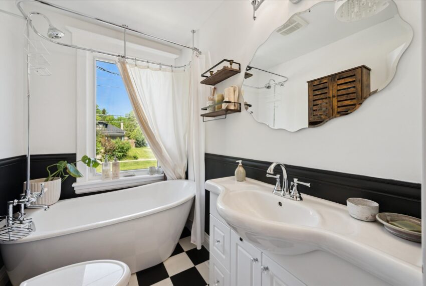 24-Waterloo Ave 024