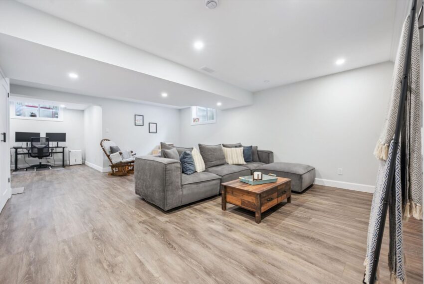 27-Davison Dr 028