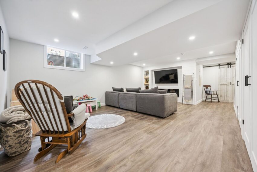 32-Davison Dr 033