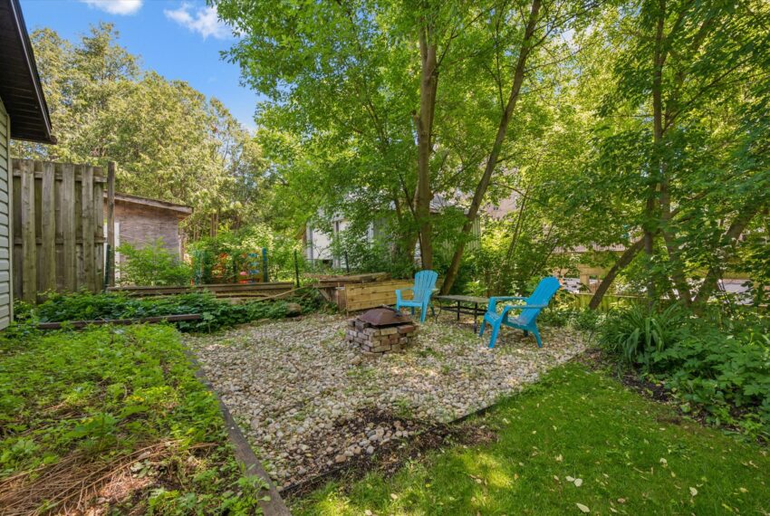 36-Waterloo Ave 036