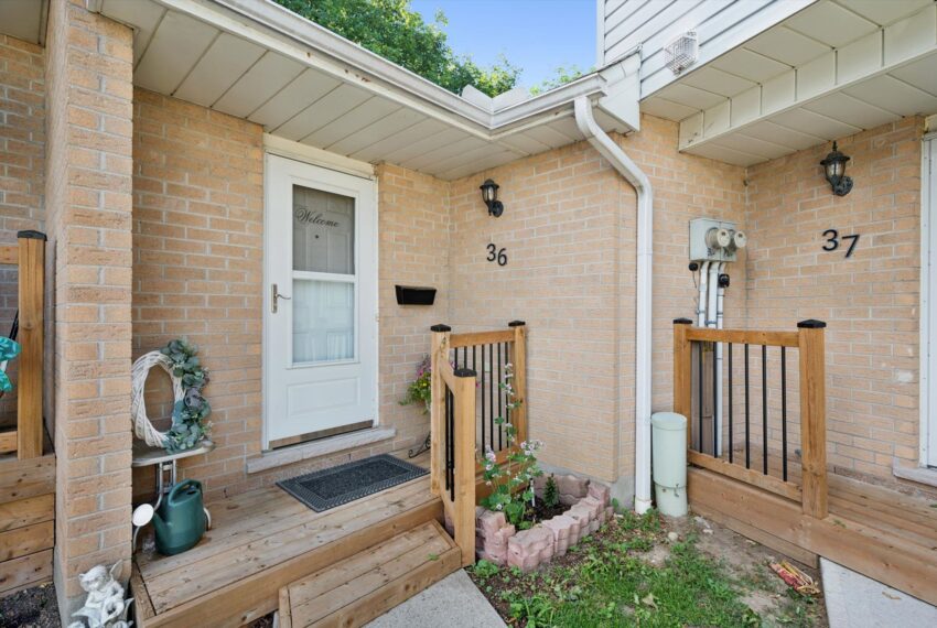 02-Ferman Dr #36 002