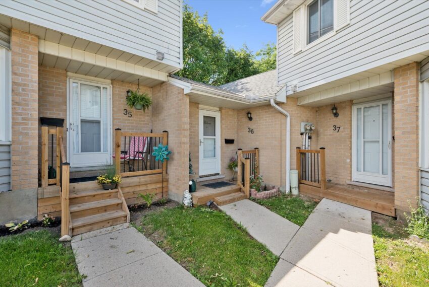 03-Ferman Dr #36 003