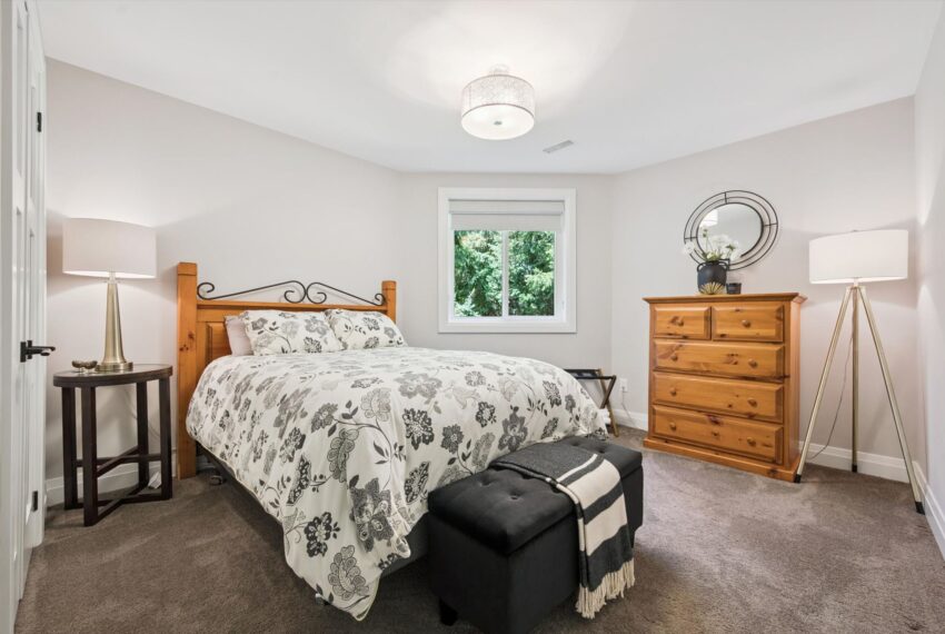 32-Brookhaven Ct 032