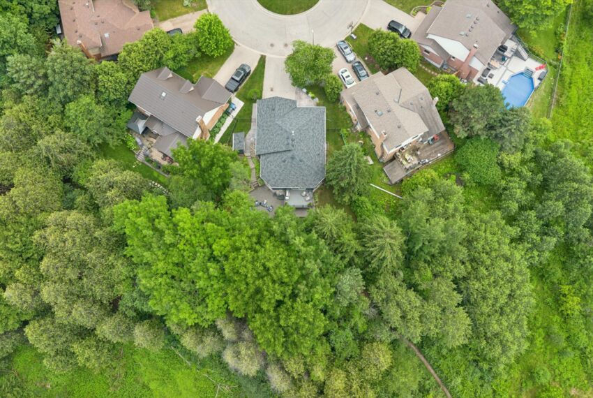 35-Brookhaven Ct 035