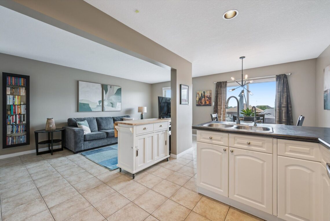 13-Davison Dr 013