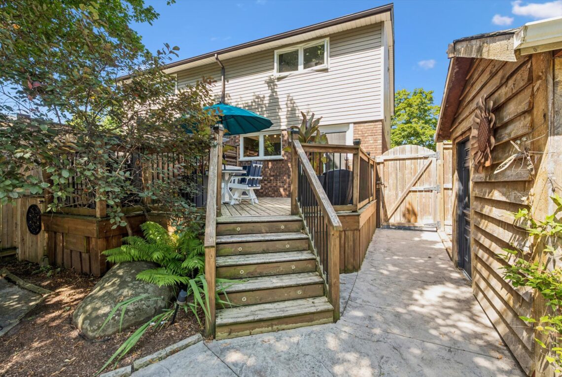 40-Willow Rd 040
