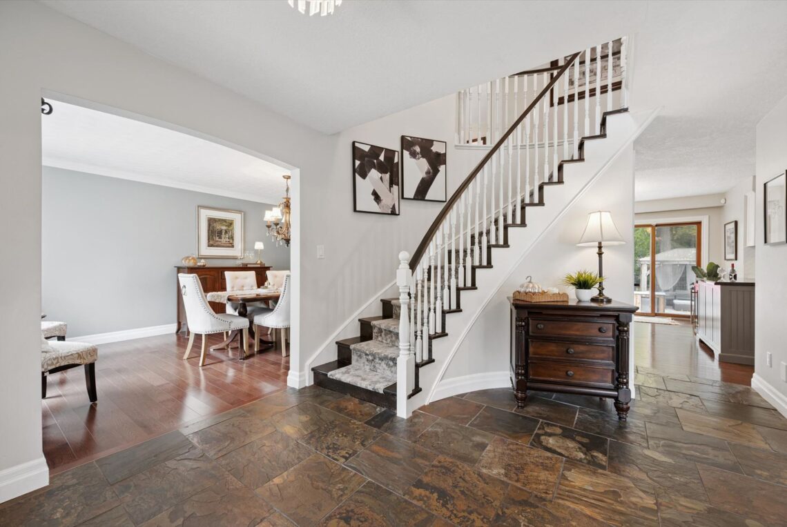 12-Sugarbush Pl 021