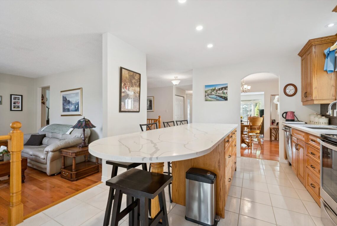 18-Woodhill Dr 018