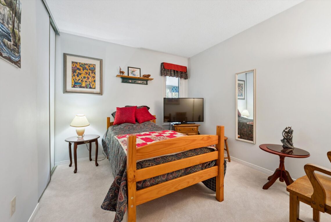 30-Woodhill Dr 030