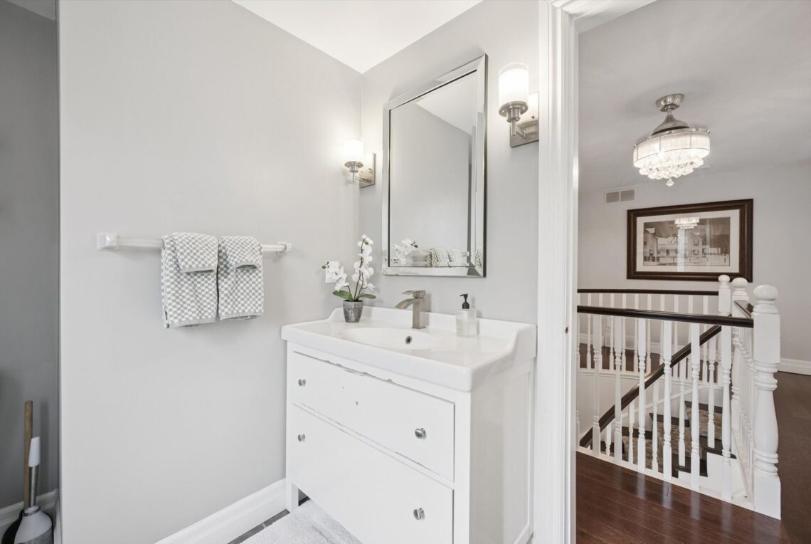 32-Sugarbush Pl 026