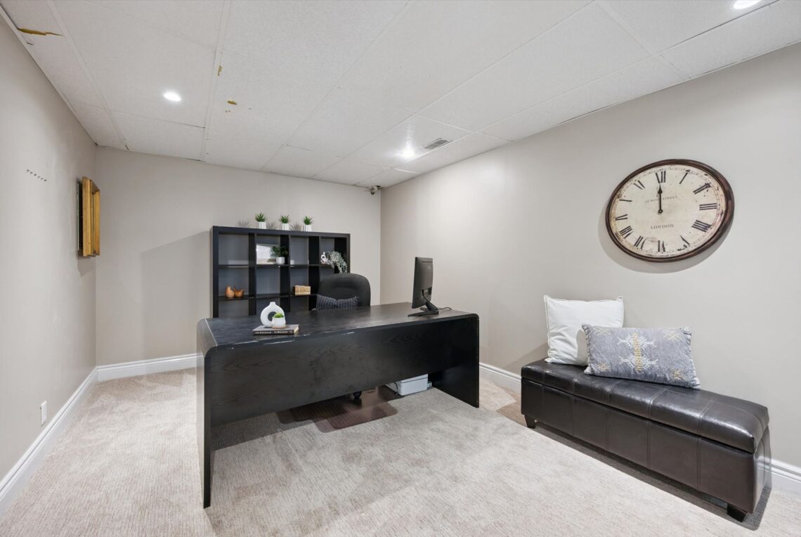 36-Sugarbush Pl 035